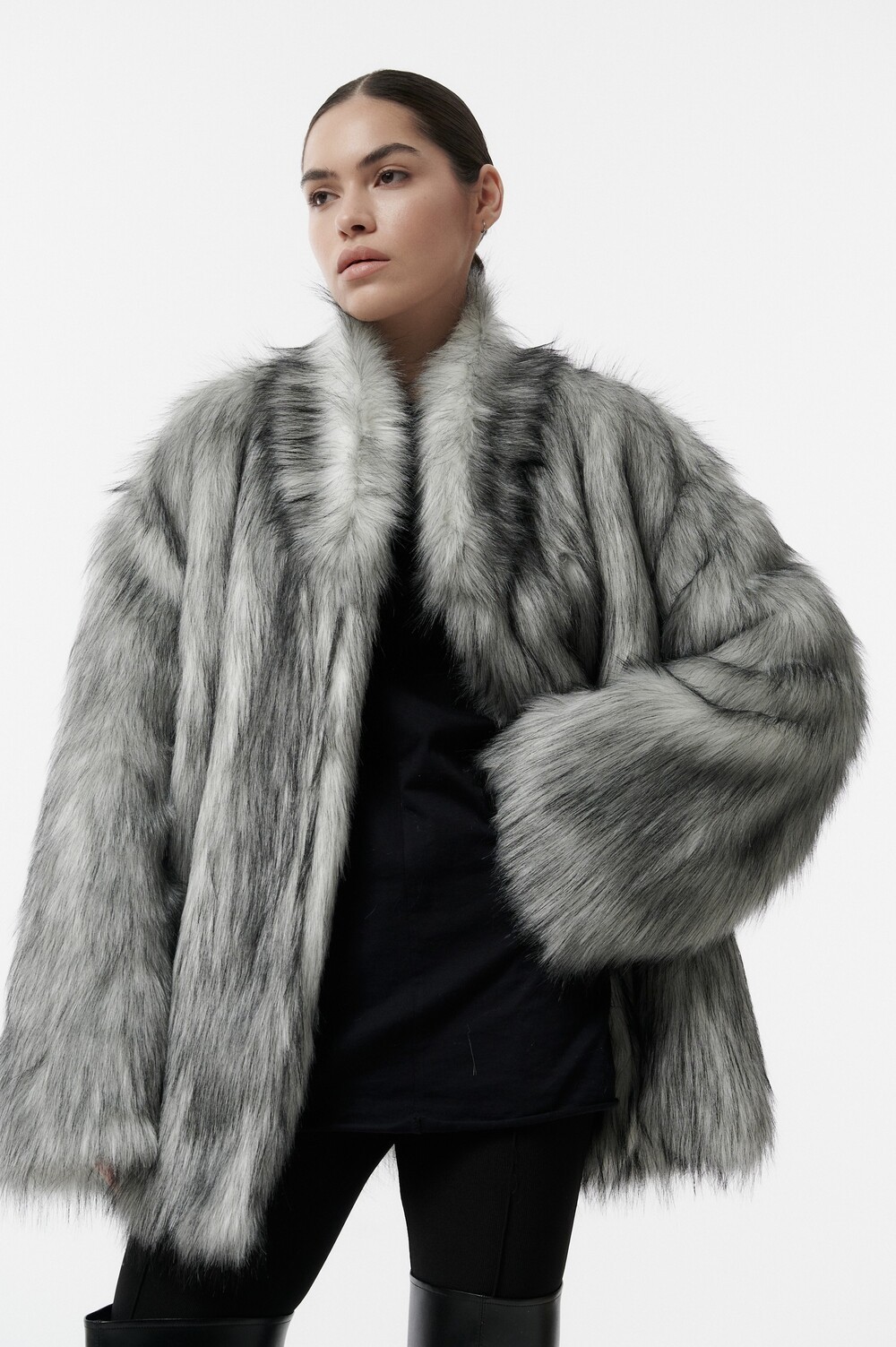 Fur coat Monica in gray